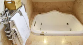 King William The Fourth Guest House - Image 2