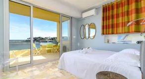 Appartement Bagatelle Exceptional location with stunning sea views - Image 2