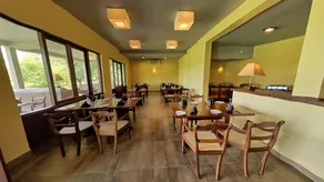 Ehalagala Lake Resort - Image 5