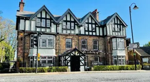 The Diamond Inn - Image 2