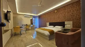 New KR Inn - Image 3