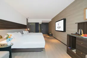 Jingtone Hotel (Laibin City Square Wal-Mart Binjiangyuan) - Image 2