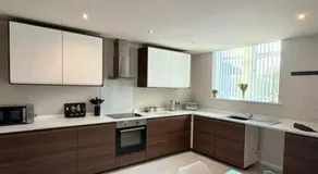 Contractor Accommodation Sleeps 7 - 4 Bathrooms - Parking For 3 Vans - Worksop - Image 3