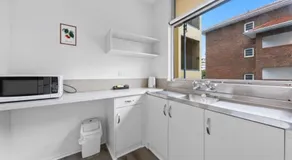 Perth CBD Retreat - PRIVATE and FREE Early CheckIn and Late CheckOut - Image 3