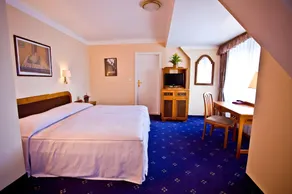 Hotel Kampa - Image 5