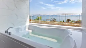 Yeosu Marine Terrace Pool Villa Pension - Image 4