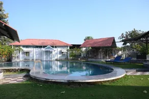Salsa Villa - Image 3