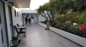 Golden Sun Apartments - Image 4