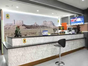 Super 8 Hotel Beijing Liangxiang Nanguan Metro Station - Image 3