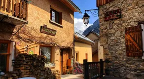 Ecrins Lodge - Image 5