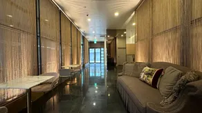 Hotel Bridge - Image 2