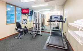 Inn & Suites Madison, GA - Image 3