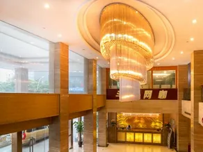 Atlanta Regal Hotel - Image 2