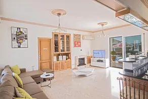 Din drømmeferie villa med privat pool i Paralimni mest eksklusive naboskab, Paralimni Villa 1219 - Image 2