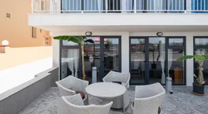 Grand Dodo's Triada Seaview Studios - Image 2