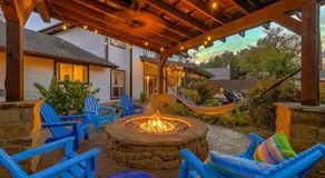 North Austin Oasis near Domain 20 min to Downtown - Image 4