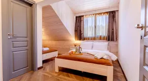 River Bridge Hotel - Image 2
