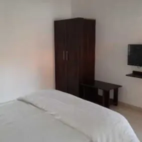 Hotel Vrindavan Verul - Image 5