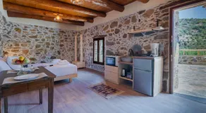 Plagia Rooms - Image 2