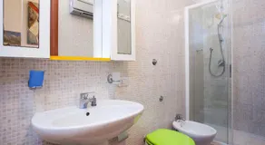 Davi - Image 2