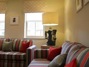 Crown Hotel - Image 5