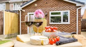 4BR Coventry l Sleeps 8 l With Garden - Image 4