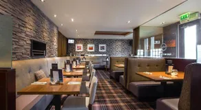 The Parkville Hotel - Image 2