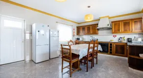 Local Guesthouse - Image 4