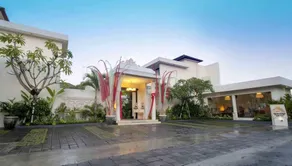 Awila Villas Kuta, 3-Bedroom Private Pool Villas Near Kuta Beach - Image 2