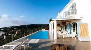 Luxury Apartments La Villa - Image 3