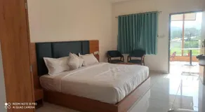 Royal Home Stay - Image 2