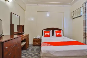 OYO 429 City Hotel - Image 4