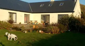 The Blue Door Apartment - Image 4