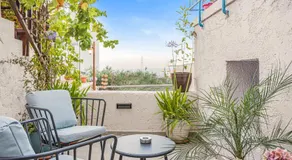 Achatis Suites - Image 3
