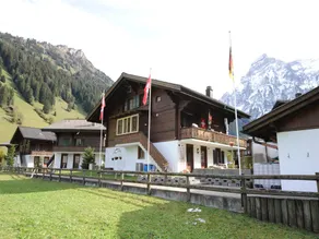 Chalet in Lenk near Simmen Falls - Image 1