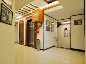 Hotel The Tulip - Image 3