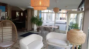 Hotel De La Mer - Image 4