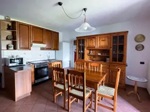 La Gioiosa apartment with garden terrace - Image 4
