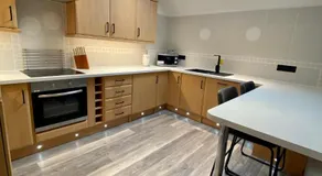 Sheraton Apartments - Image 2