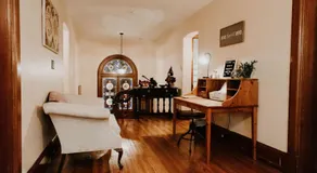 Georges on York Boutique Inn - Image 3