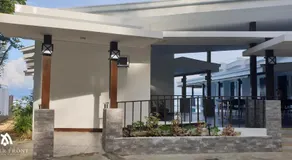 Alegria Water Front Beach House - Image 4