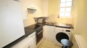 Fabulous Apartment Near Central London - Image 3