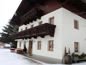 Apartment in Taxenbach near Ski Lift - Image 5