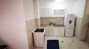 Riviera Apartments - Image 3