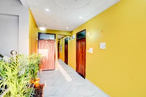 Hotel O by OYO Sunrise - Image 5