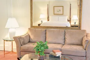 The Roger Smith Hotel - Image 4
