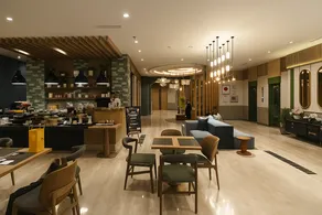 MaxOneHotels at Kota Harapan Indah-Bekasi - Image 4