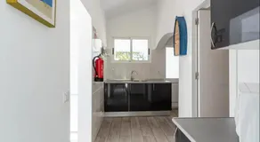 Blife Lucelya private rooms at Faro beach - Image 4