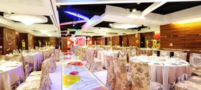Wonderful Hall Hotel - Image 2