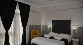 Golden Rose Residence - Image 2
